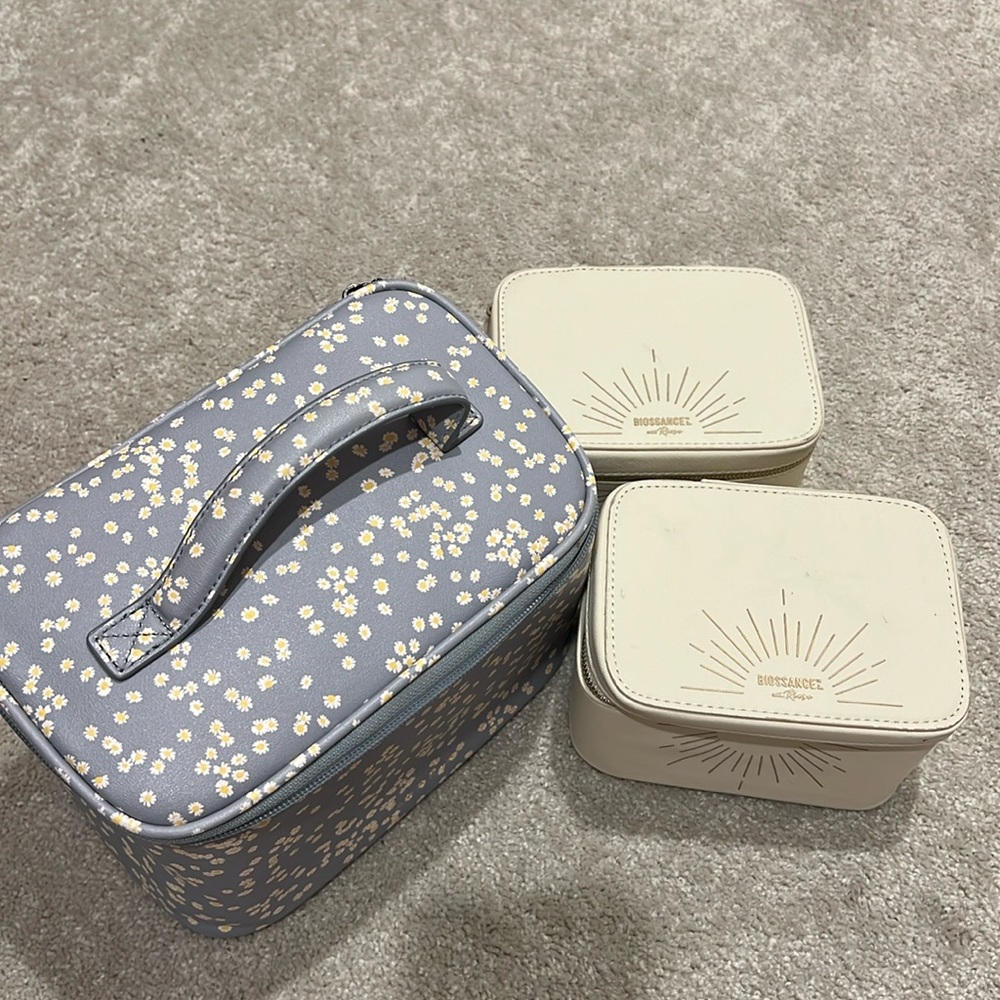 Azaria Madeline cosmetic case